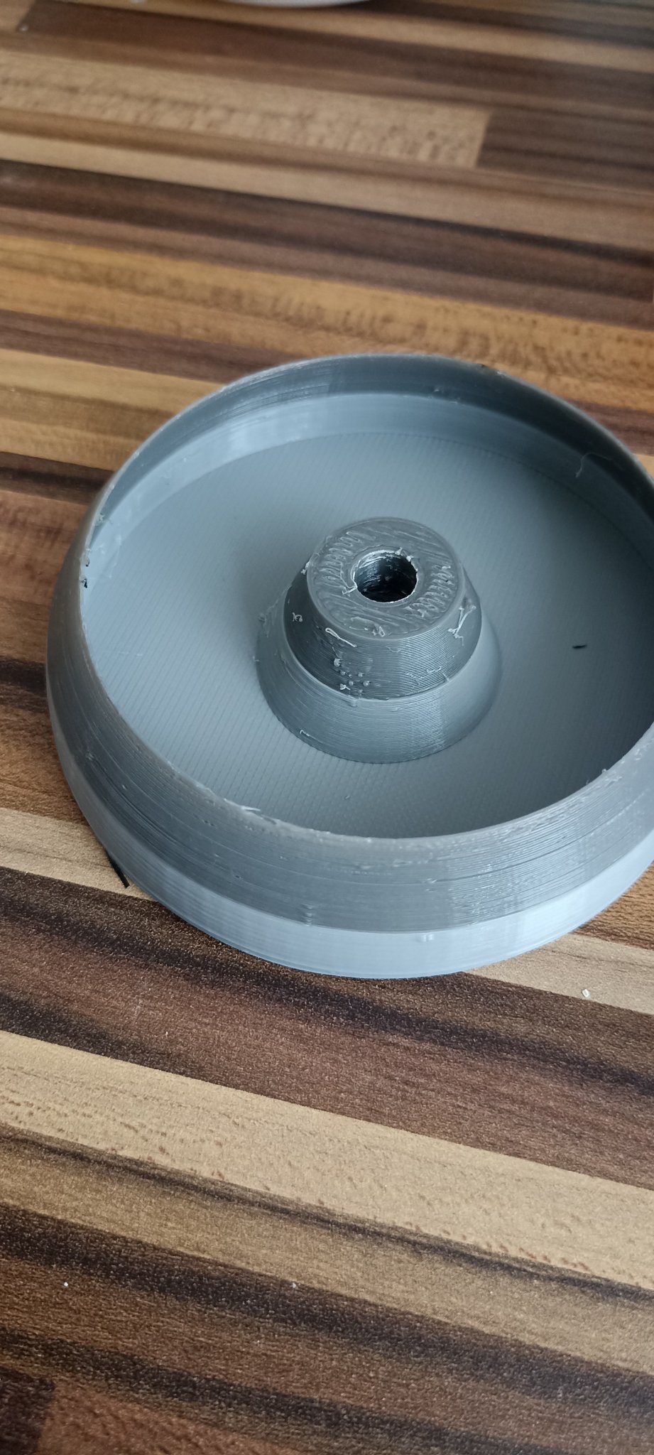 Tiêu đề Che bụi khoan trần vrtaní do strop Tóm tắt Kryt na vr