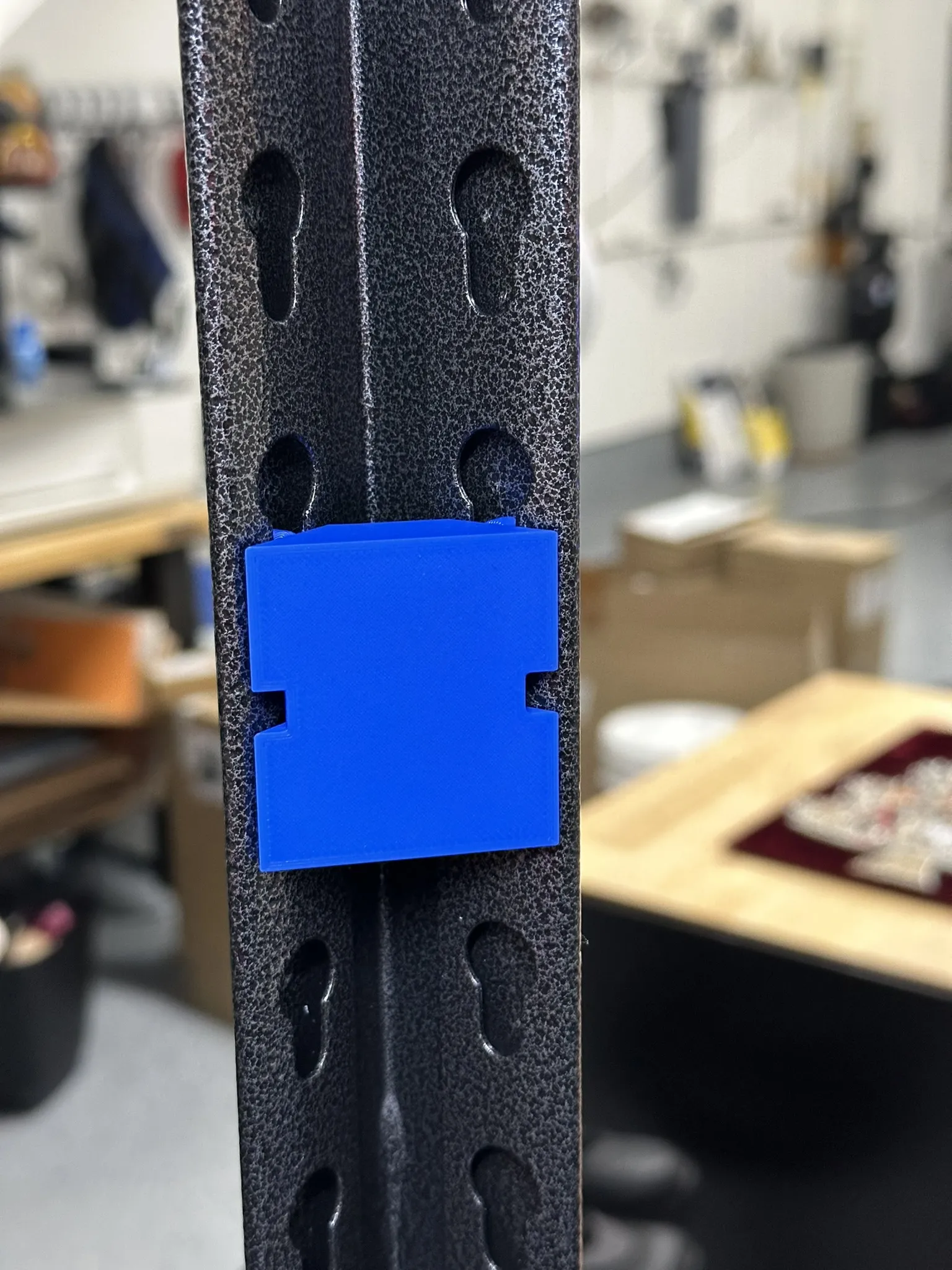 Ke Góc Cho Kệ Thép 5 Tầng Whalen