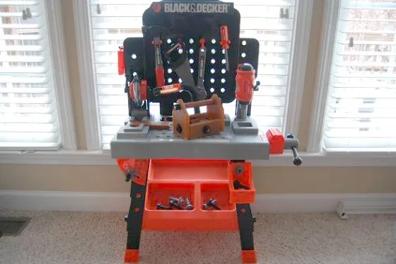 Chốt Chơi Cho Bàn Làm Việc Black and Decker Của Bé