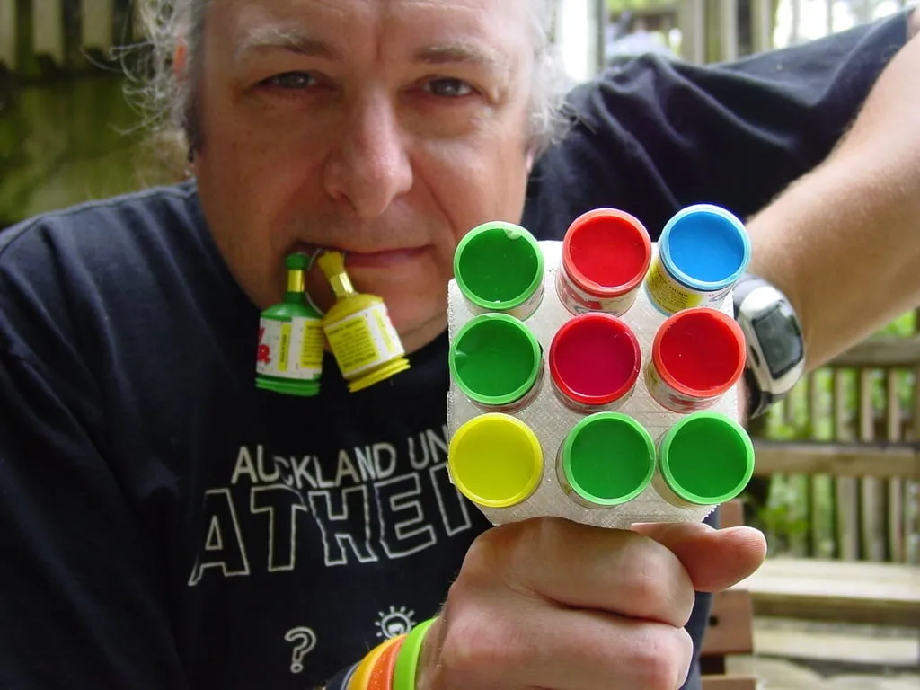 Tiêu đề Party Popper Claymore Tóm tắt Party Poppers - những thứ nh