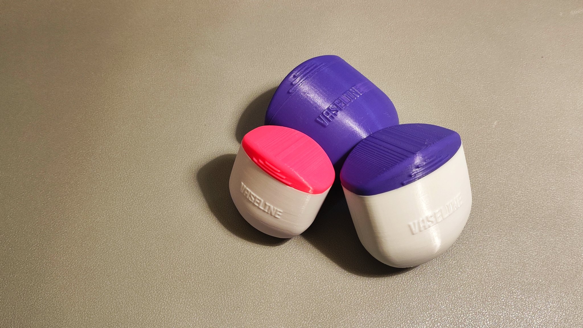 Tiêu đề Chai dầu nhớt Tóm tắt Chai đựng dầu nhớt cầm tay