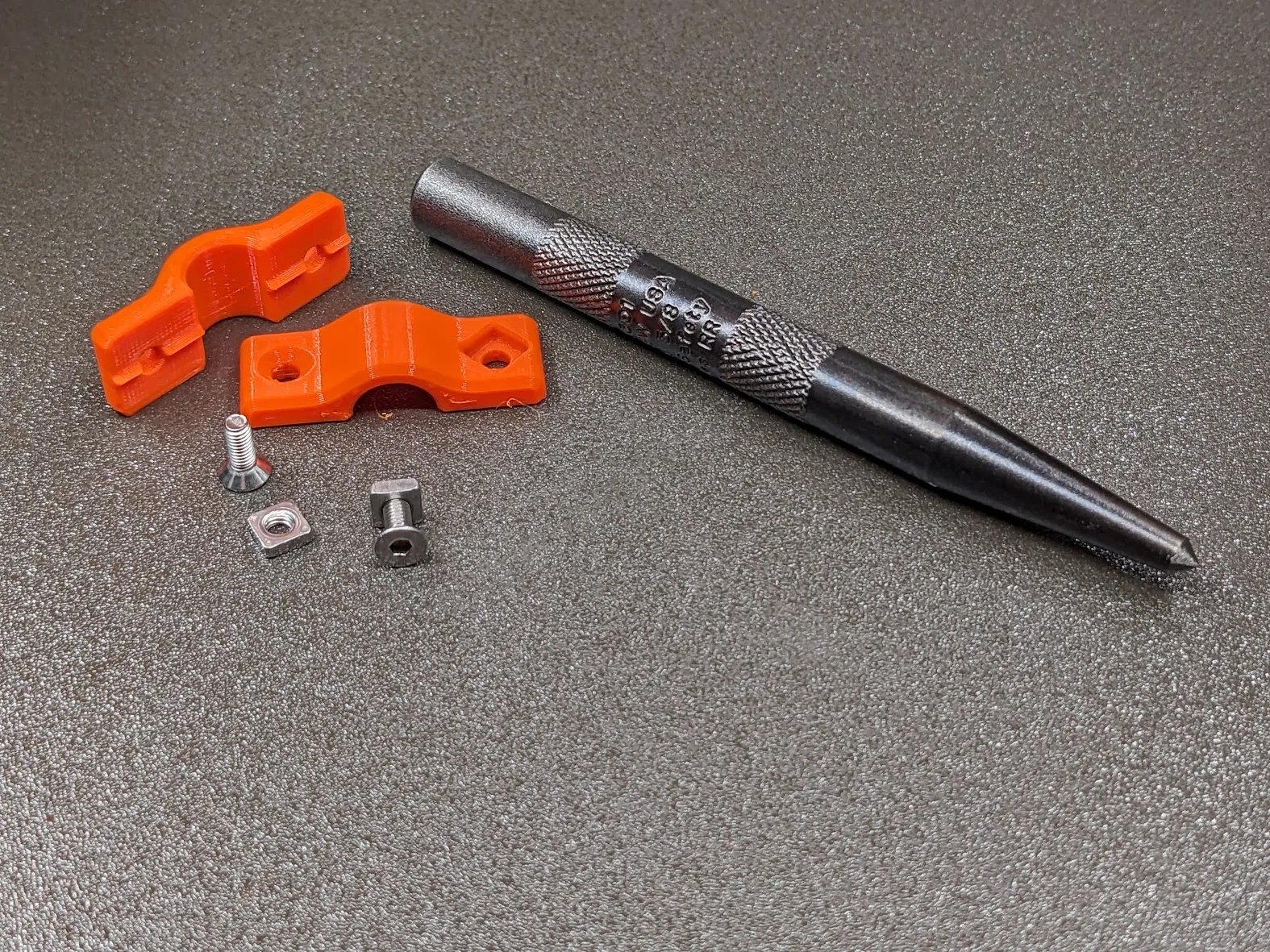 Tiêu đề Giá đỡ treo lỗ trung tâm Tóm tắt Giá đỡ để treo