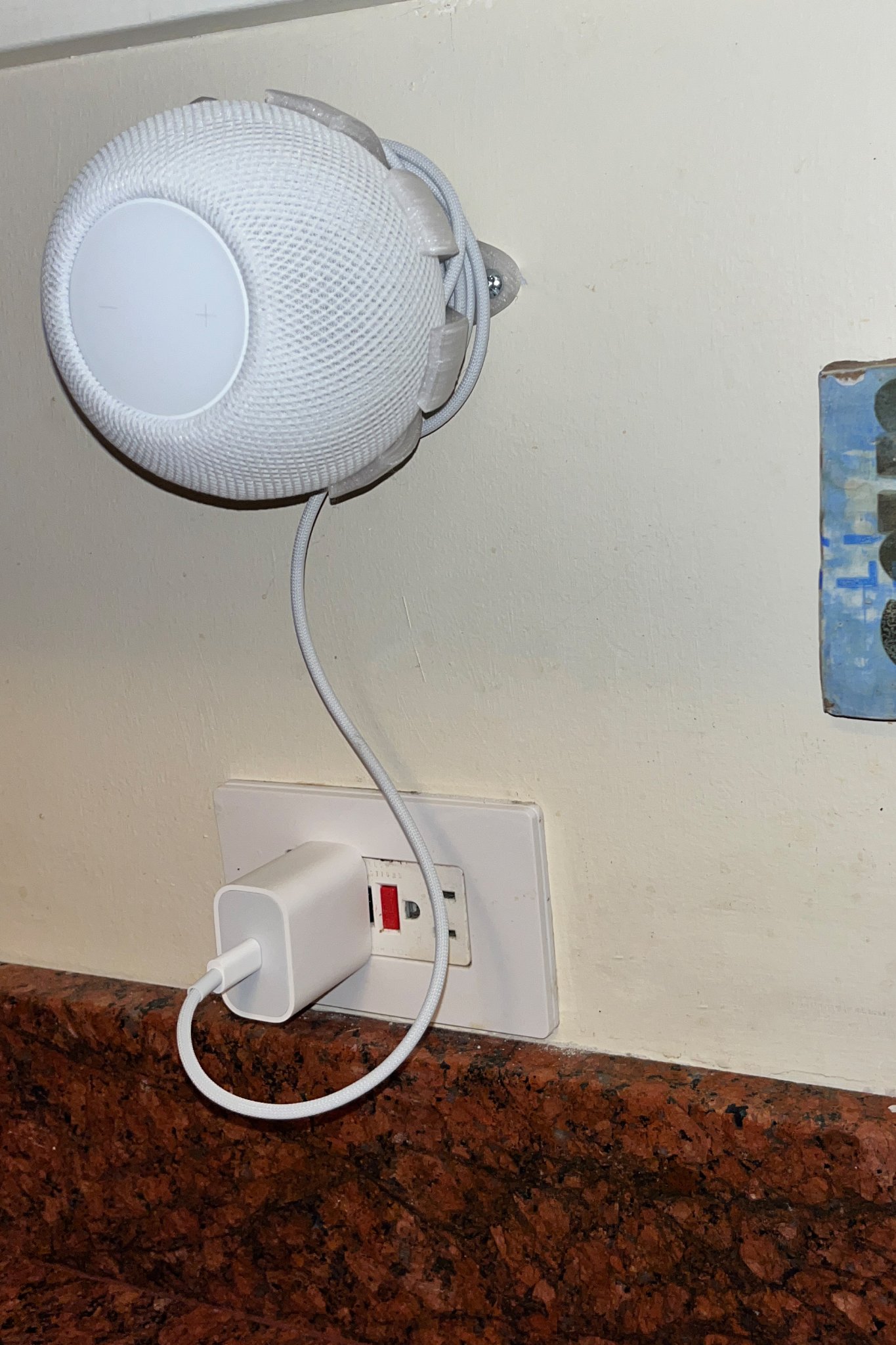 Giá treo tường cho HomePod Mini