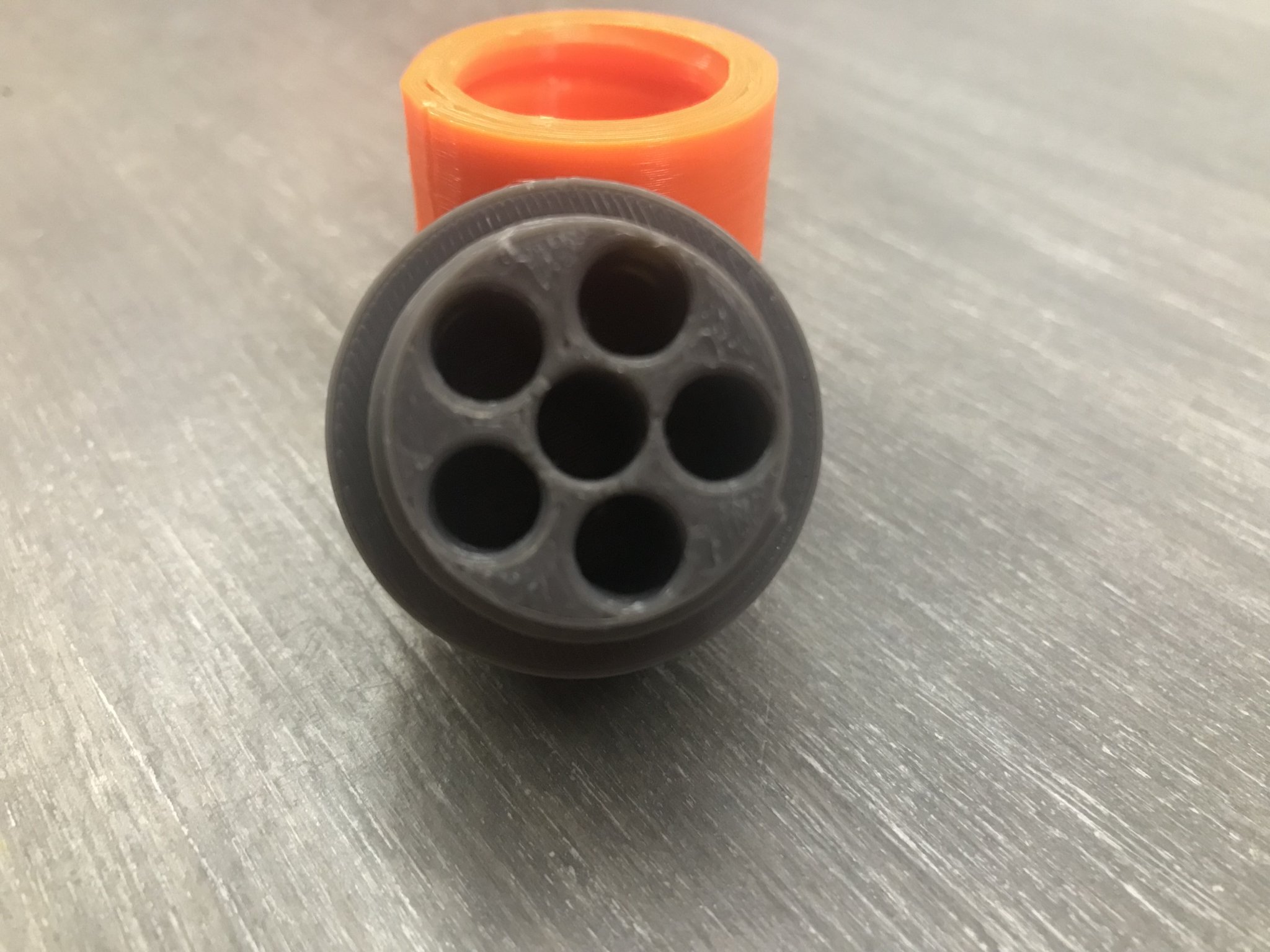 Tiêu đề Giá đỡ đầu hàn Tóm tắt Hộp đựng có ren thú vị