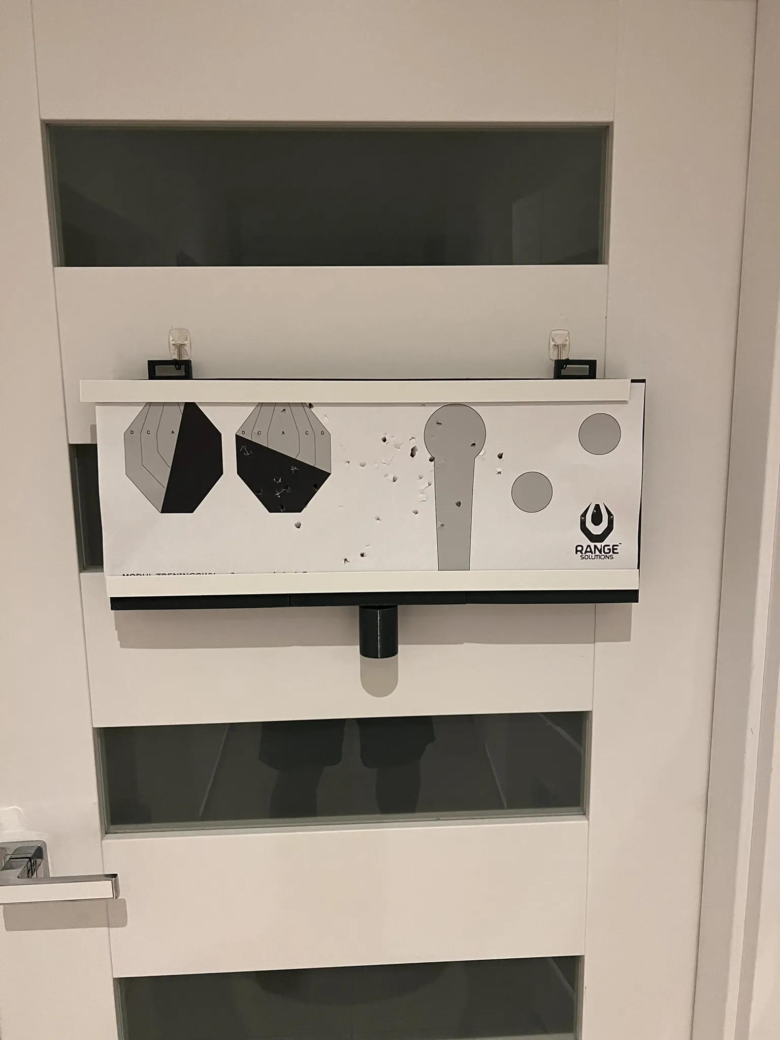 Title Ramka do treningu air soft w domu Tóm tắt Ramka do treningu na sucho