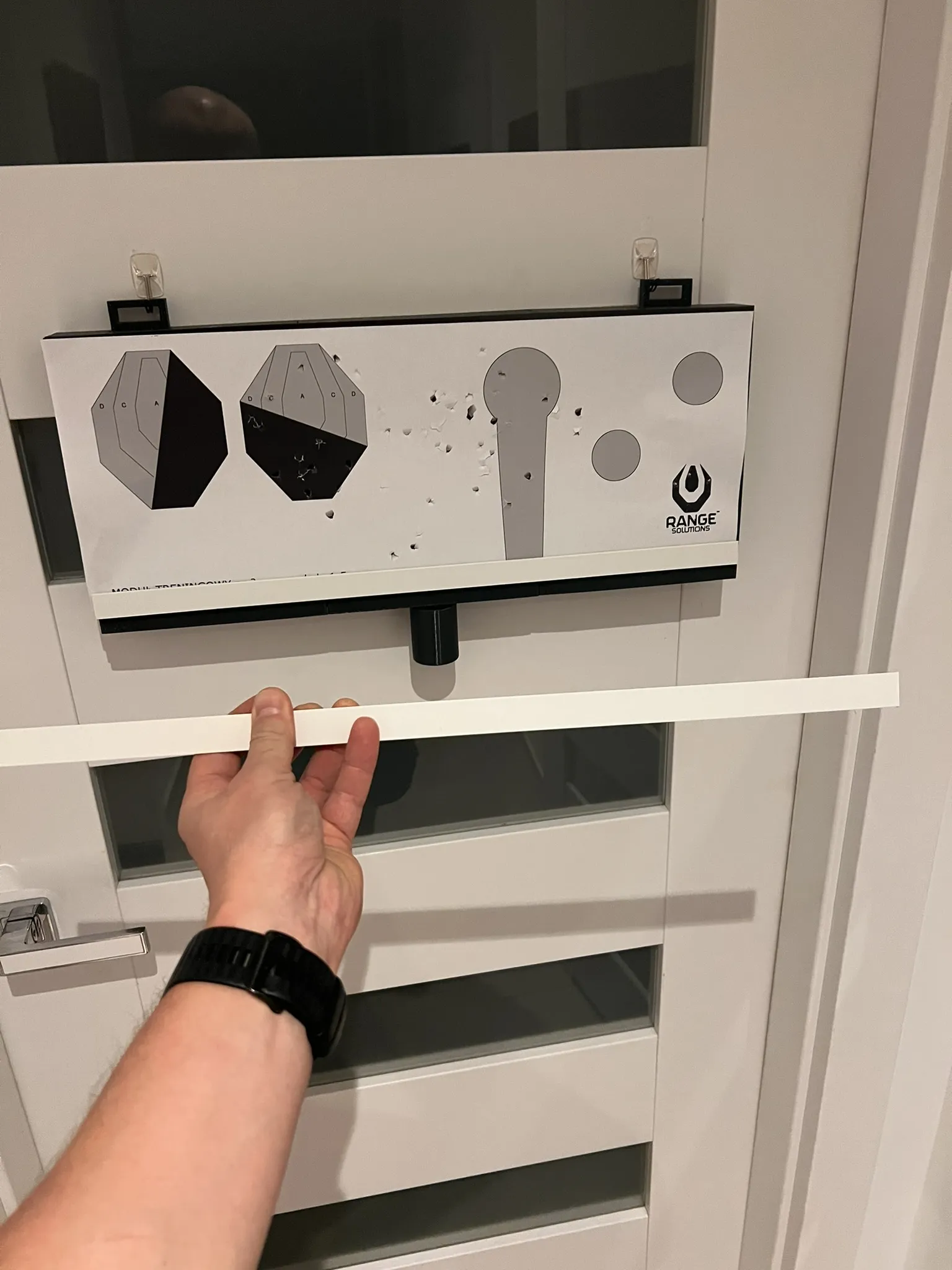 Title Ramka do treningu air soft w domu Tóm tắt Ramka do treningu na sucho