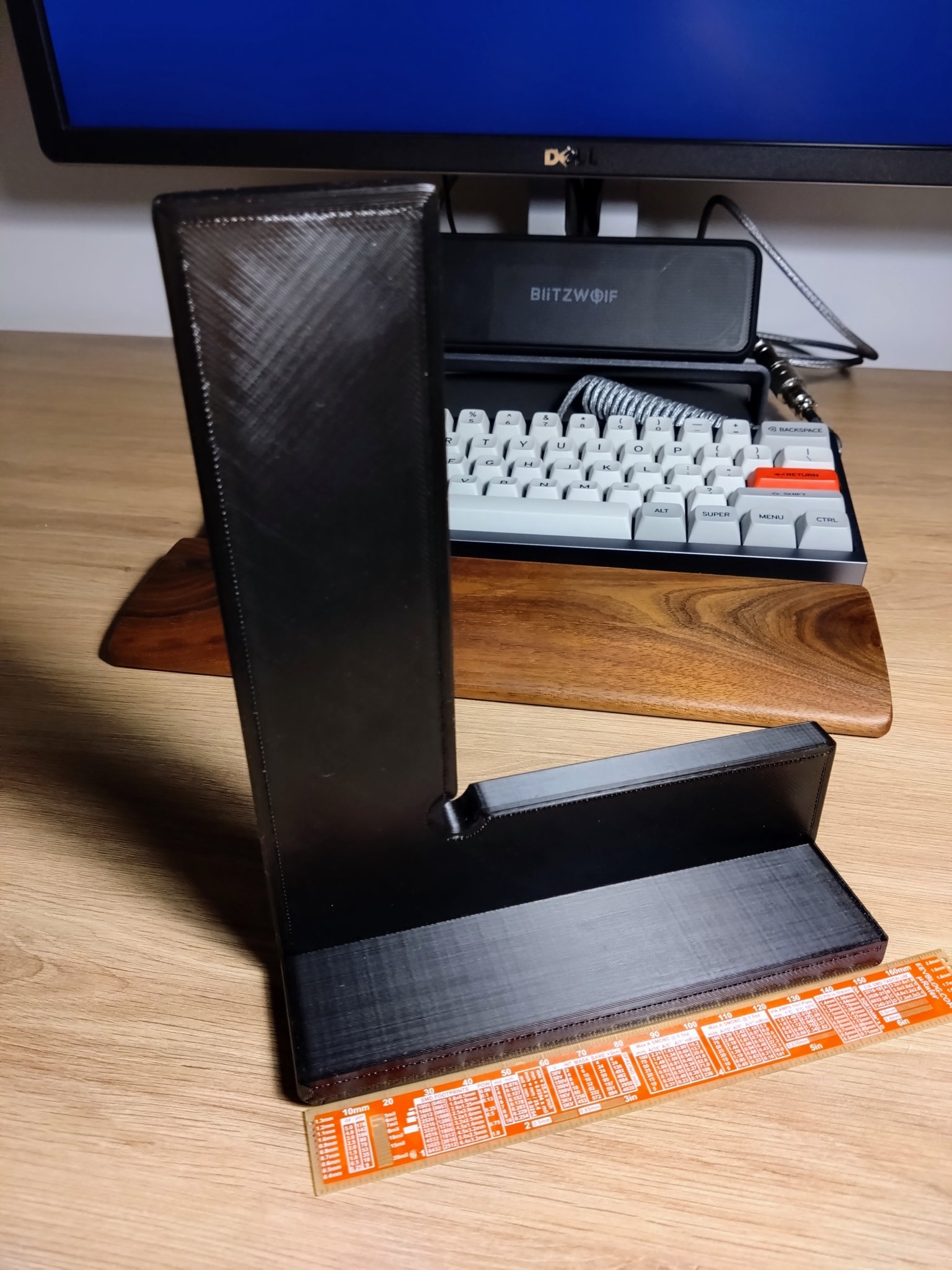 Lại thêm một cái tool hình vuông nữa