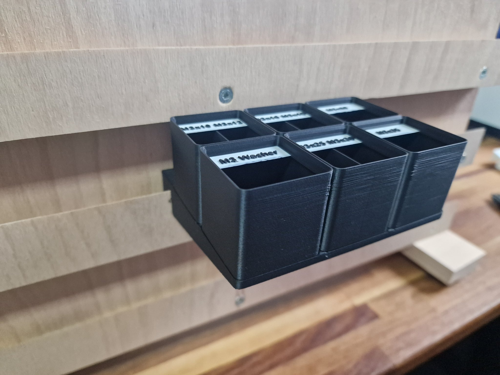 Tiêu đề Giá đỡ đòn bẩy kiểu Pháp cho Gridfinity 2x3 Tóm tắt