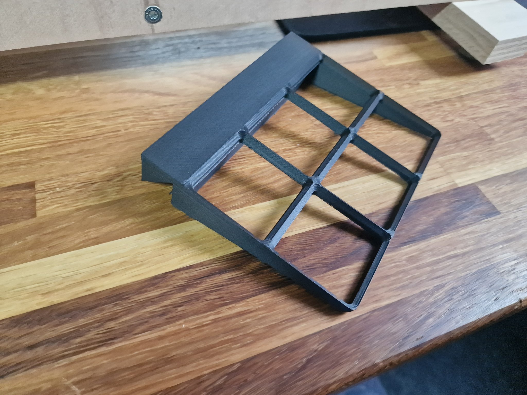 Tiêu đề Giá đỡ đòn bẩy kiểu Pháp cho Gridfinity 2x3 Tóm tắt