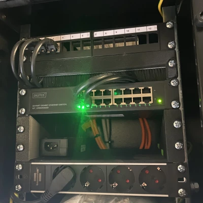 Kệ 10 inch cho Rack