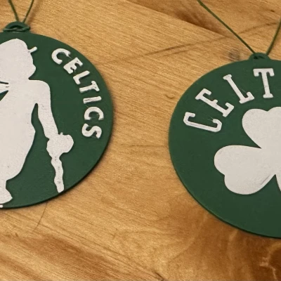 Trang trí Giáng sinh Logo Boston Celtics (Logo Cỏ ba lá + Chú Lùn May mắn Một màu)