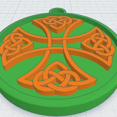 Thánh Giá Celtic Tròn 18