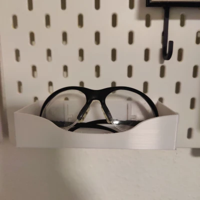 Giá đỡ kính bảo hộ IKEA SKÅDIS / SKADIS