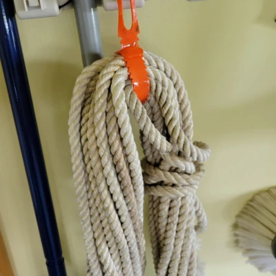 Dây Đeo Cáp và Dây Điện