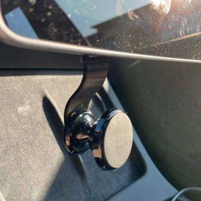 Giá đỡ SafeDrive Tesla