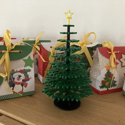 Cây Thông Noel Đơn Giản Có Thể Xếp Chồng