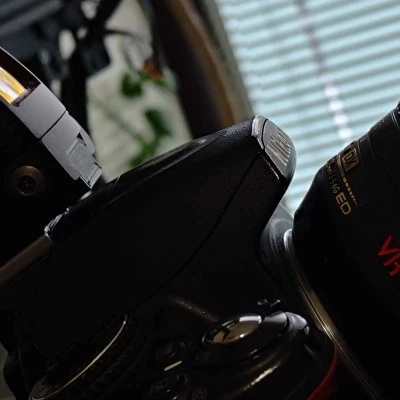 Nikon Star Finder ngàm nóng RIS