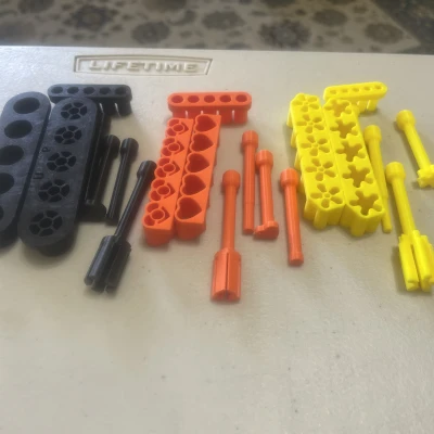 Bộ Khuôn Cắt Khuyên Tai