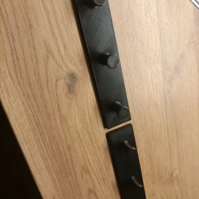 Móc treo quần áo đơn giản cho tủ