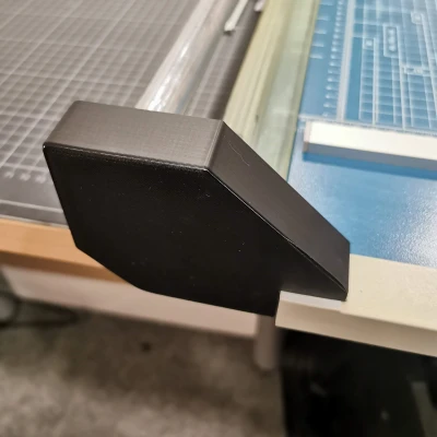 Phụ tùng thay thế cho máy cắt giấy DAHLE 558