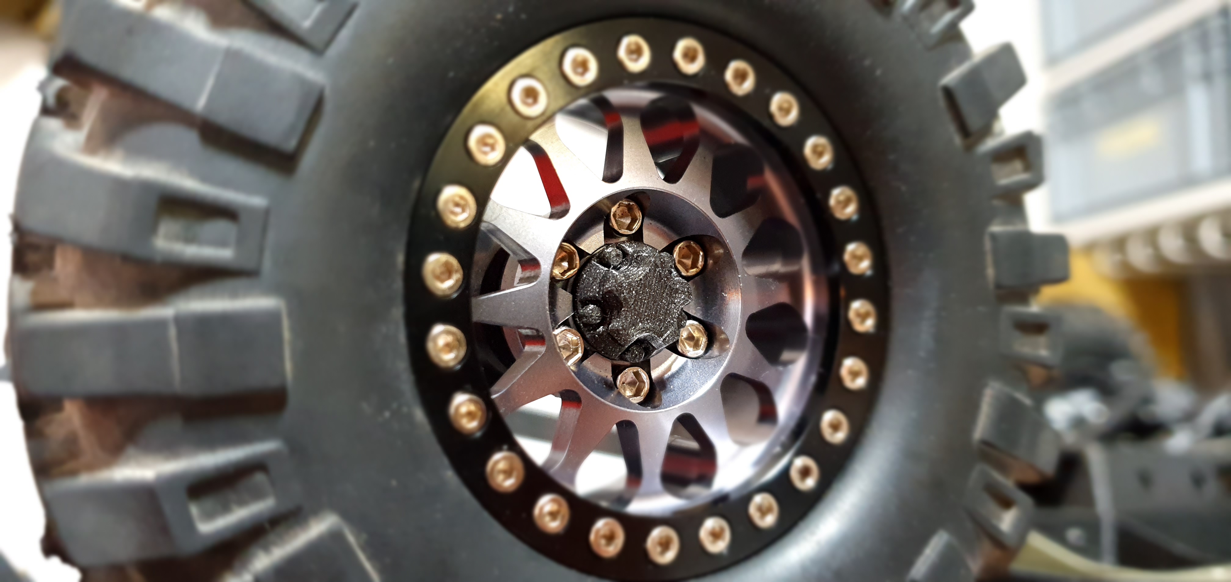 Nắp Trung Tâm (Center Cap)