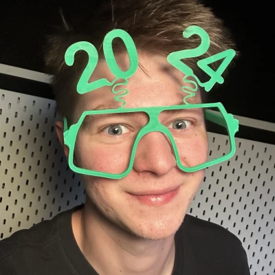 Kính Jiggly 2024 & 2023