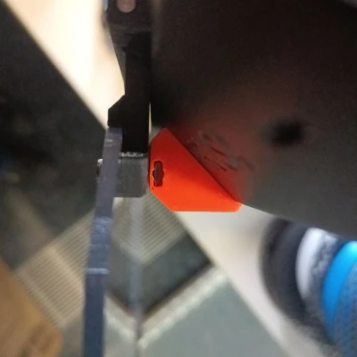 Giá đỡ cửa từ tính đơn giản cho Tủ điện Prusa Nguyên bản