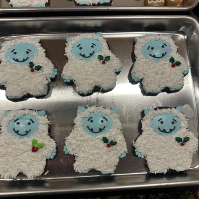 Dụng Cụ Cắt Bánh Hình Người Tuyết (Yeti)