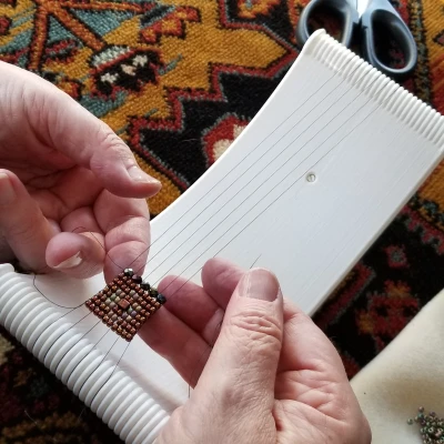 Khung Cửi Hạt Cườm