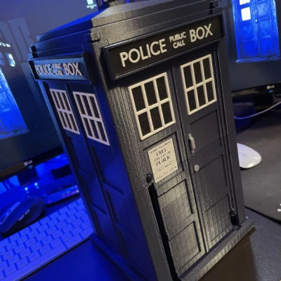 Ốp lưng Tardis cho Xbox Series X