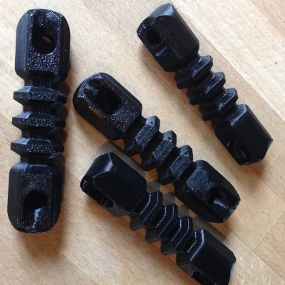 Bộ cách điện đầu ăng-ten ("Dog Bone" Insulator)