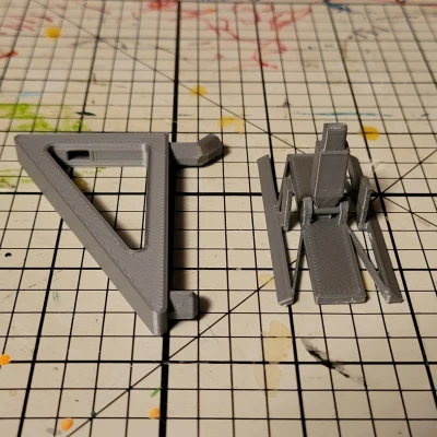 Giá đỡ bảng treo đồ cho các đoạn đường ray Hot Wheels