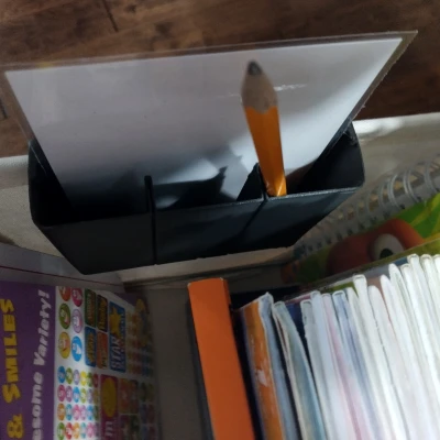 Hộp Bút Treo, Chia Vách Một Phần