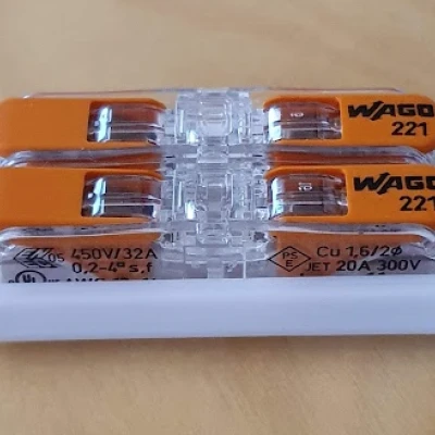 Hộp đựng đầu nối Wago 221 cho 2 và 3 dây