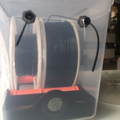 Hộp chống ẩm làm từ hộp thực phẩm IKEA 365+ 10,6l