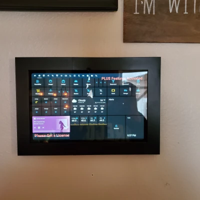 Giá treo tường cho Máy tính bảng