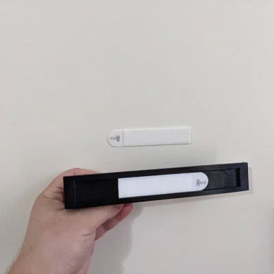 Giá treo tường đựng đĩa than không cần ốc vít