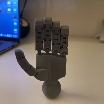 Bàn tay có khớp nối cho Lucky 13 - Tỷ lệ 500%