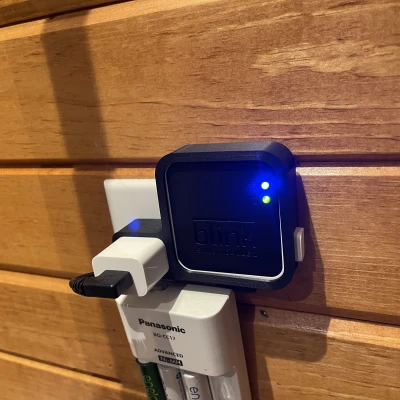 Giá đỡ Blink Sync Module 2