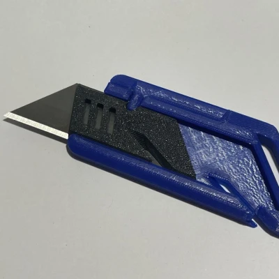 Dao Móc Khóa - Giá Đỡ Lưỡi Dao Tiện Ích - Dao Cắt Giấy