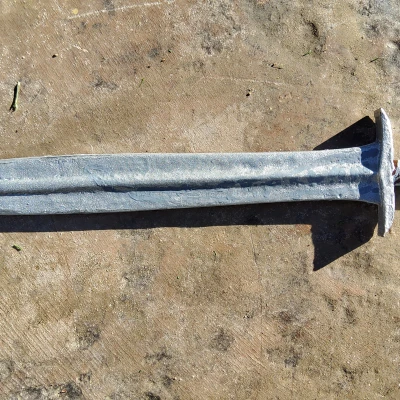 Kiếm Sting từ Hobbit và LOTR: Cũng là Bút