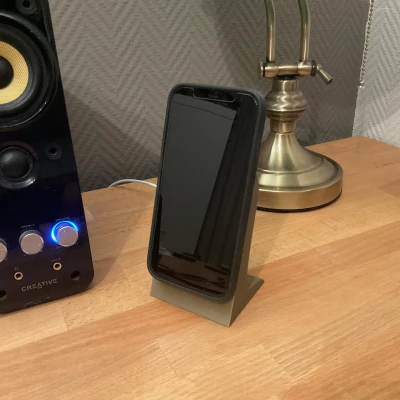 Giá đỡ đơn giản cho bộ sạc Magsafe iPhone 12