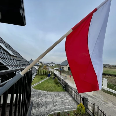 Giá đỡ cờ (phiên bản vít và dây rút)