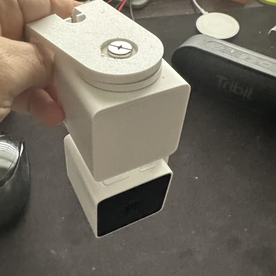 Giá đỡ Wyze Pan v3 và OG có nắp chắn mưa/tuyết