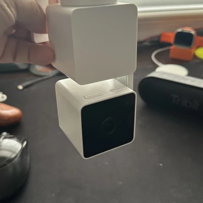 Giá đỡ Wyze Pan v3 và OG có nắp chắn mưa/tuyết