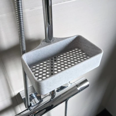 Kệ phòng tắm dạng tổ ong (Gắn cột phòng tắm)