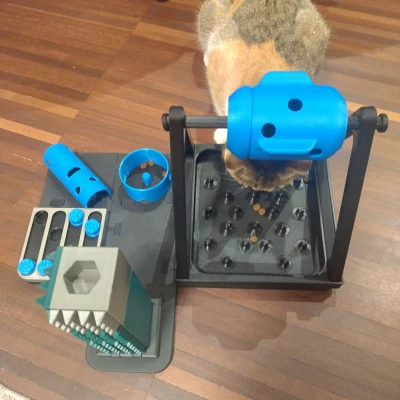 Bảng Chơi - Máy Phân Phát Thưởng Thú Cưng