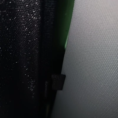 Kẹp giữ cửa sổ trời Tesla