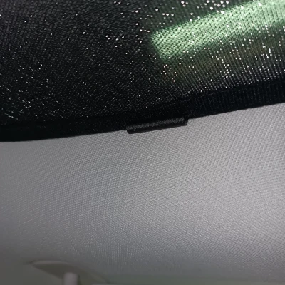 Kẹp giữ cửa sổ trời Tesla