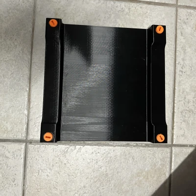 Chân đế chồng AMS Bambu Lab có thể bắt vít chắc chắn hơn